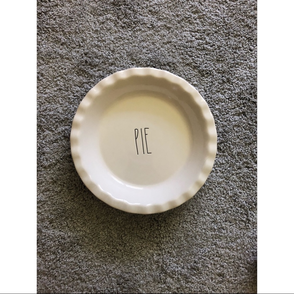 NWT Rae Dunn LL Pie Dish